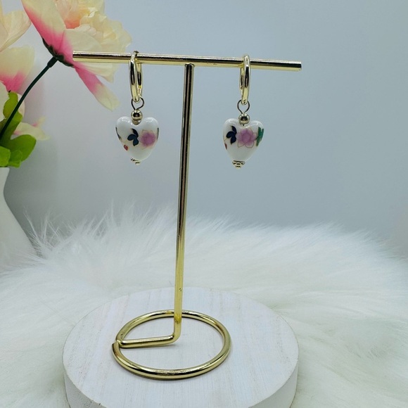 Dainty Cute Small Ceramic Heart Earrings - Picture 2 of 6